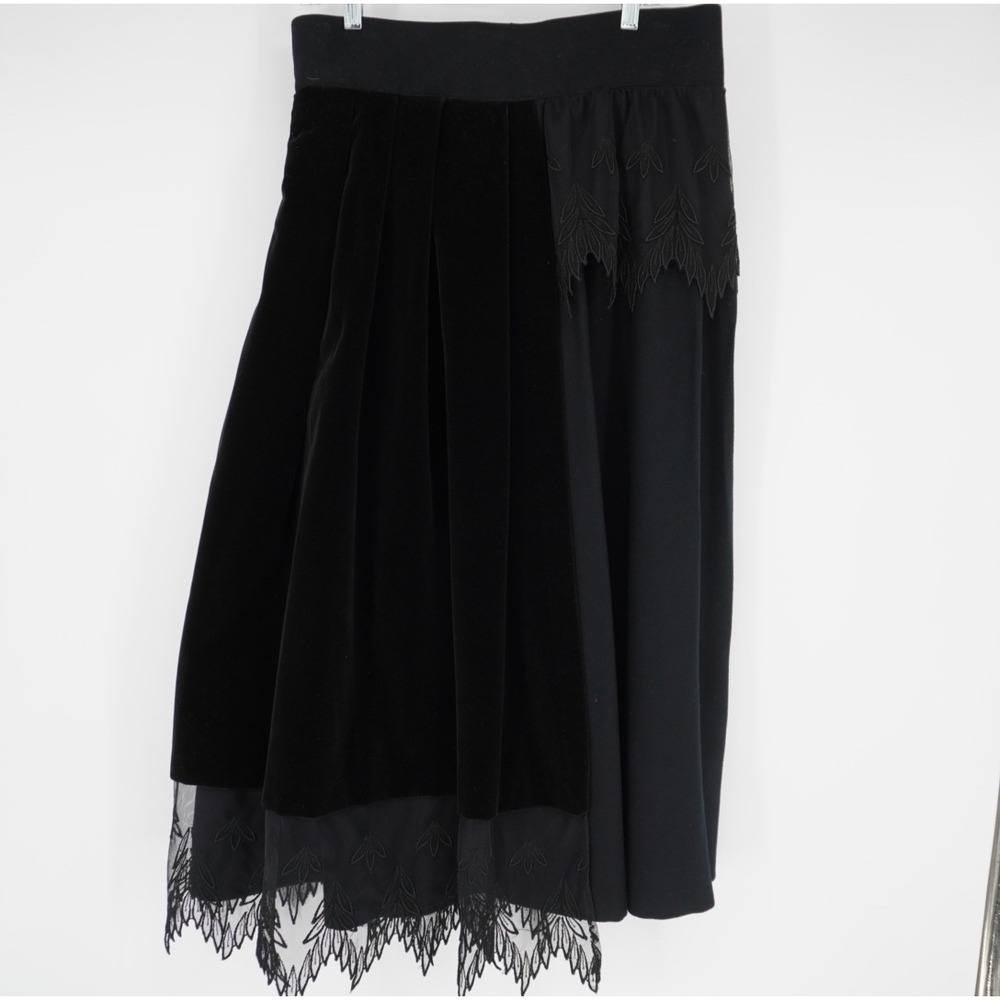 Vintage BIS by Gene Ewing Black Velvet Lace Midi Skirt velvet 100% Wool size 42